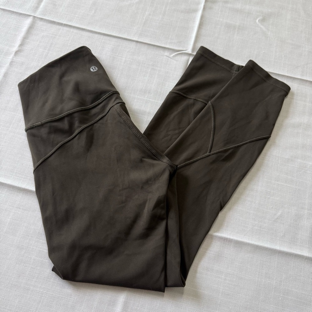 Lululemon In Movement 7/8 Tight *Everlux 25" Dark Green Athletic Leggings Sz 4 - Picture 4 of 11